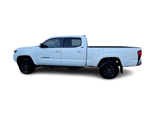 Thumbnail: 2022 Toyota Tacoma - 3