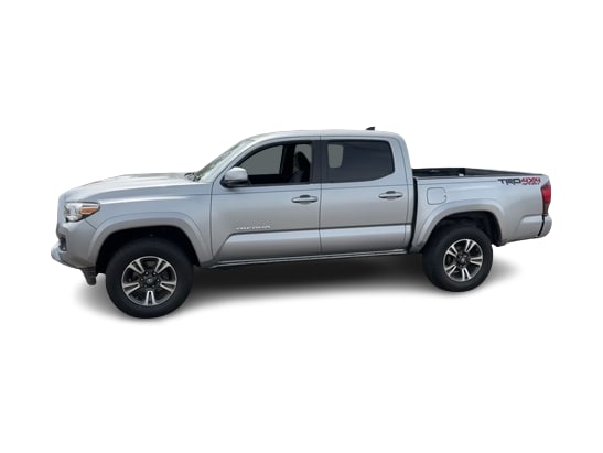 2018 Toyota Tacoma TRD Sport 3