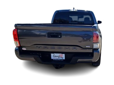 Thumbnail: 2022 Toyota Tacoma - 4
