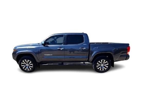Thumbnail: 2022 Toyota Tacoma - 19