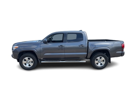 Thumbnail: 2021 Toyota Tacoma - 3