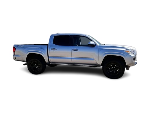 Thumbnail: 2021 Toyota Tacoma - 21