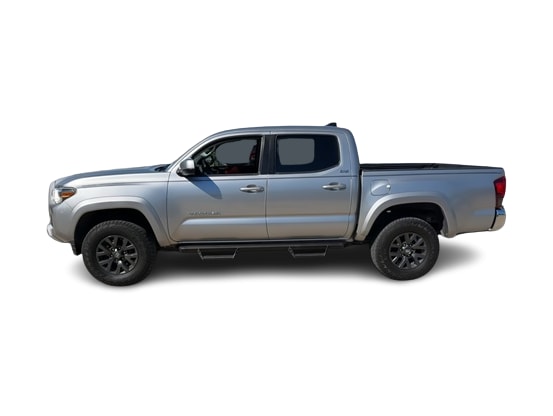 Thumbnail: 2021 Toyota Tacoma - 18