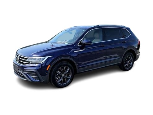 Thumbnail: 2022 Volkswagen Tiguan - 3