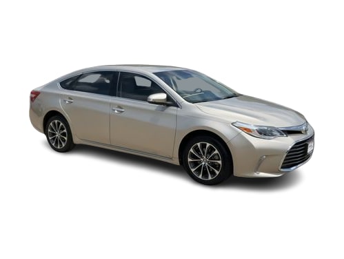 Thumbnail: 2016 Toyota Avalon - 16