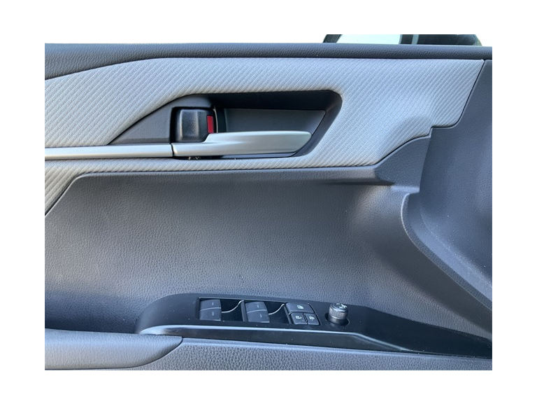 Thumbnail: 2025 Toyota Camry - 15