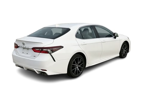 2022 Toyota Camry SE 20