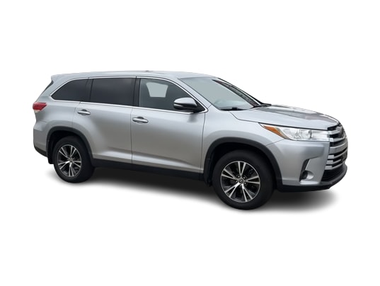 2019 Toyota Highlander LE 17