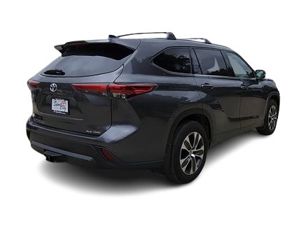 Thumbnail: 2022 Toyota Highlander - 23