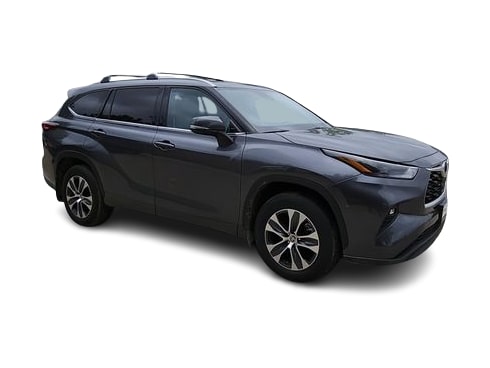 Thumbnail: 2022 Toyota Highlander - 19