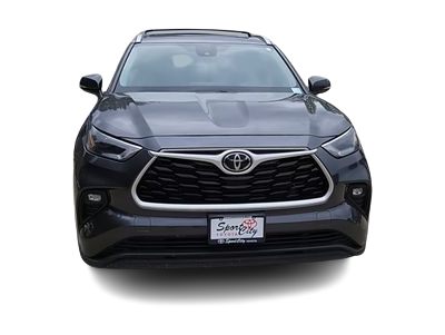 Thumbnail: 2022 Toyota Highlander - 4