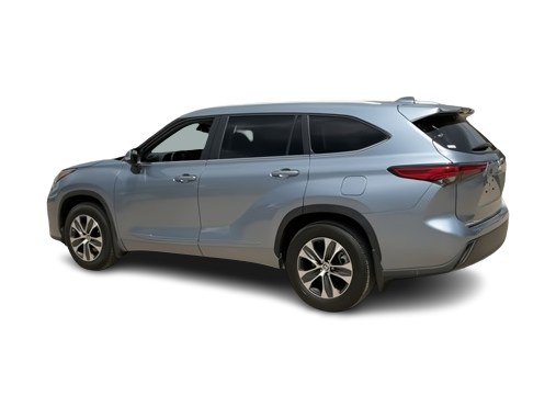 2023 Toyota Highlander XLE 19