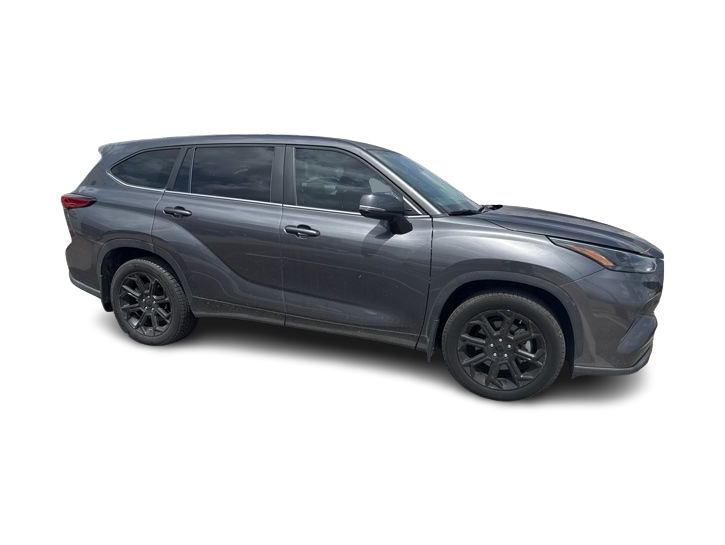 Thumbnail: 2023 Toyota Highlander - 9