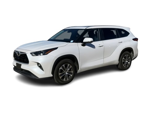 Thumbnail: 2023 Toyota Highlander - 18