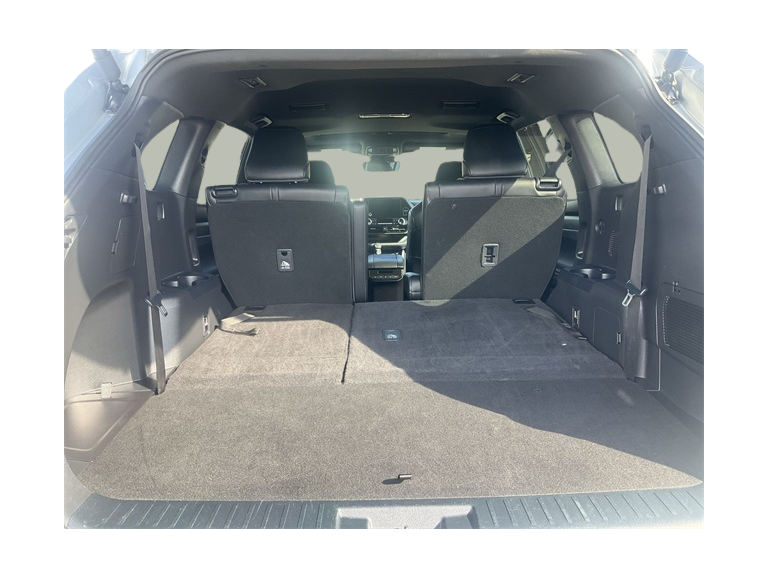 Thumbnail: 2024 Toyota Highlander - 16