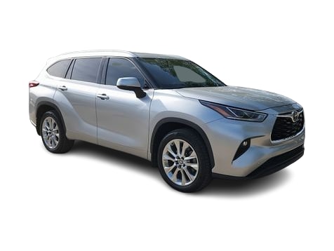 Thumbnail: 2023 Toyota Highlander - 19