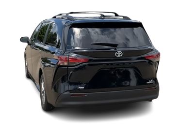 Thumbnail: 2021 Toyota Sienna - 20