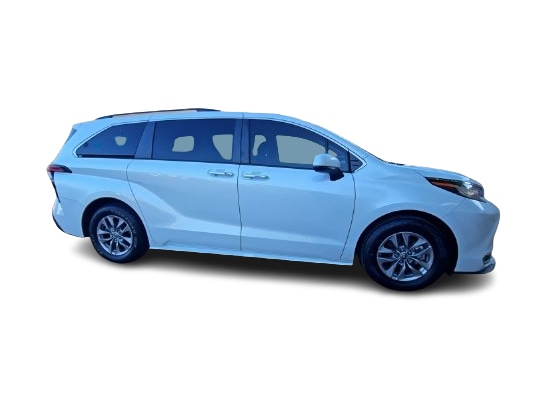 Thumbnail: 2022 Toyota Sienna - 23