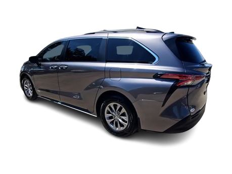 Thumbnail: 2021 Toyota Sienna - 4