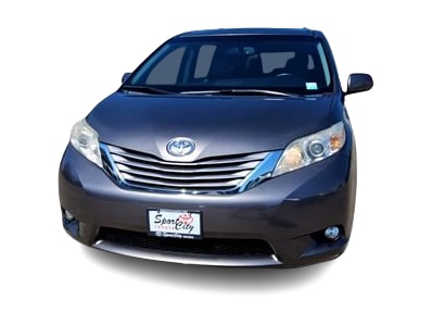 Thumbnail: 2017 Toyota Sienna - 5