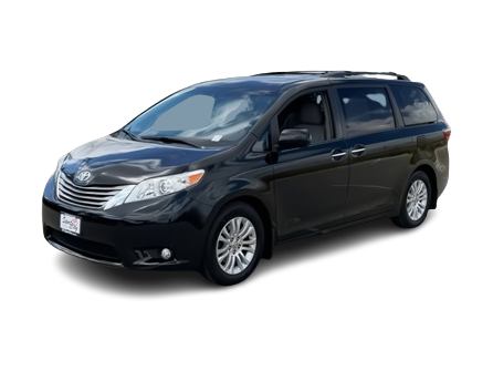 Used 2017 Toyota Sienna XLE with VIN 5TDYZ3DC4HS771858 for sale in Medford, OR