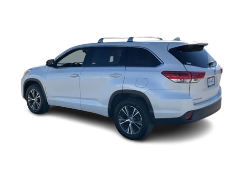 2018 Toyota Highlander Plus 4