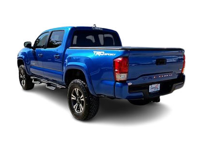 Thumbnail: 2017 Toyota Tacoma - 4