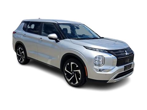 Thumbnail: 2024 Mitsubishi Outlander - 15