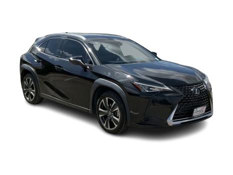 Thumbnail: 2021 Lexus UX - 18