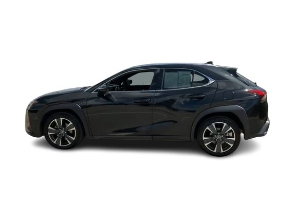 Thumbnail: 2021 Lexus UX - 3