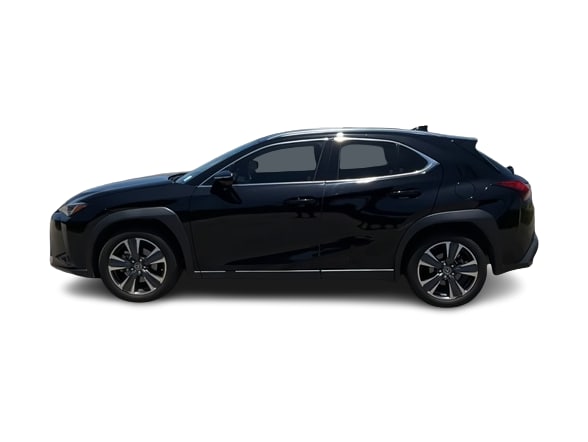 Thumbnail: 2022 Lexus UX - 3