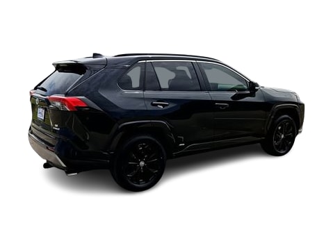 Thumbnail: 2022 Toyota RAV4 - 22