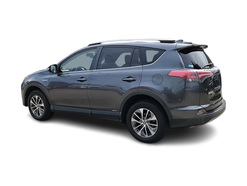 Thumbnail: 2017 Toyota RAV4 - 20