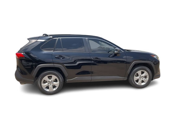 2021 Toyota RAV4 XLE 21