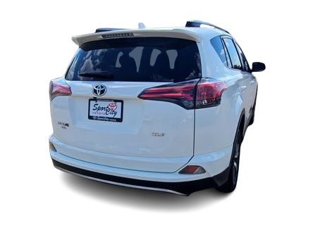 Thumbnail: 2018 Toyota RAV4 - 21