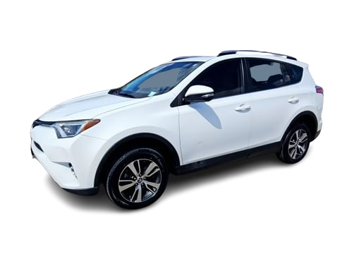 Thumbnail: 2018 Toyota RAV4 - 3