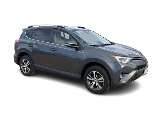 2018 Toyota RAV4 XLE 17