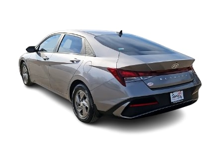 Thumbnail: 2024 Hyundai Elantra - 4