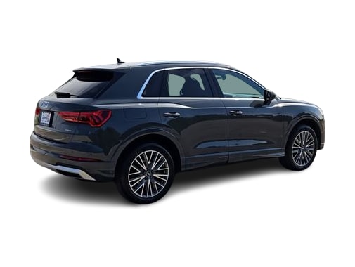 Thumbnail: 2021 Audi Q3 - 22