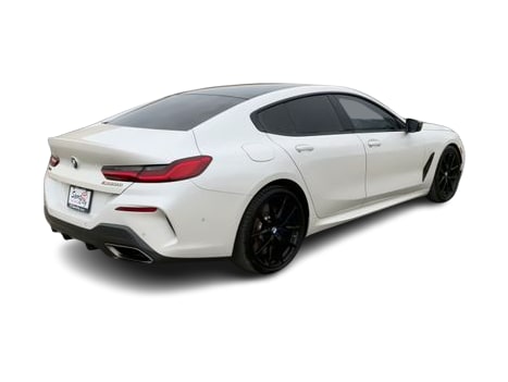 Thumbnail: 2022 BMW 8 Series - 20