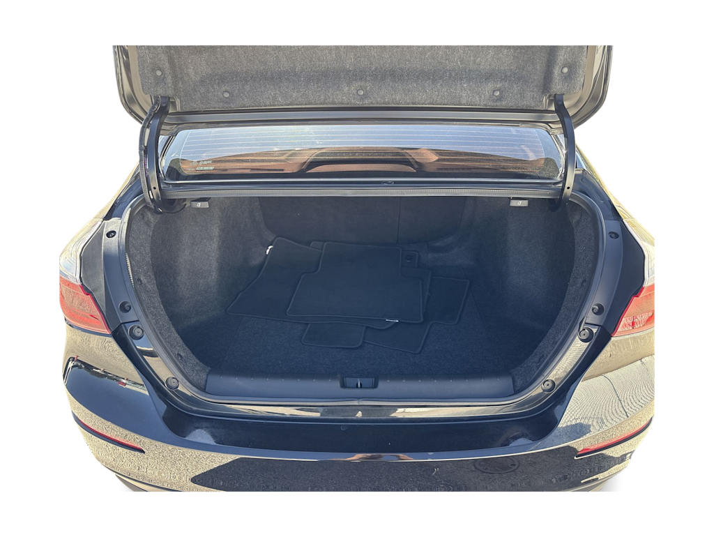 Thumbnail: 2022 Honda Insight - 18