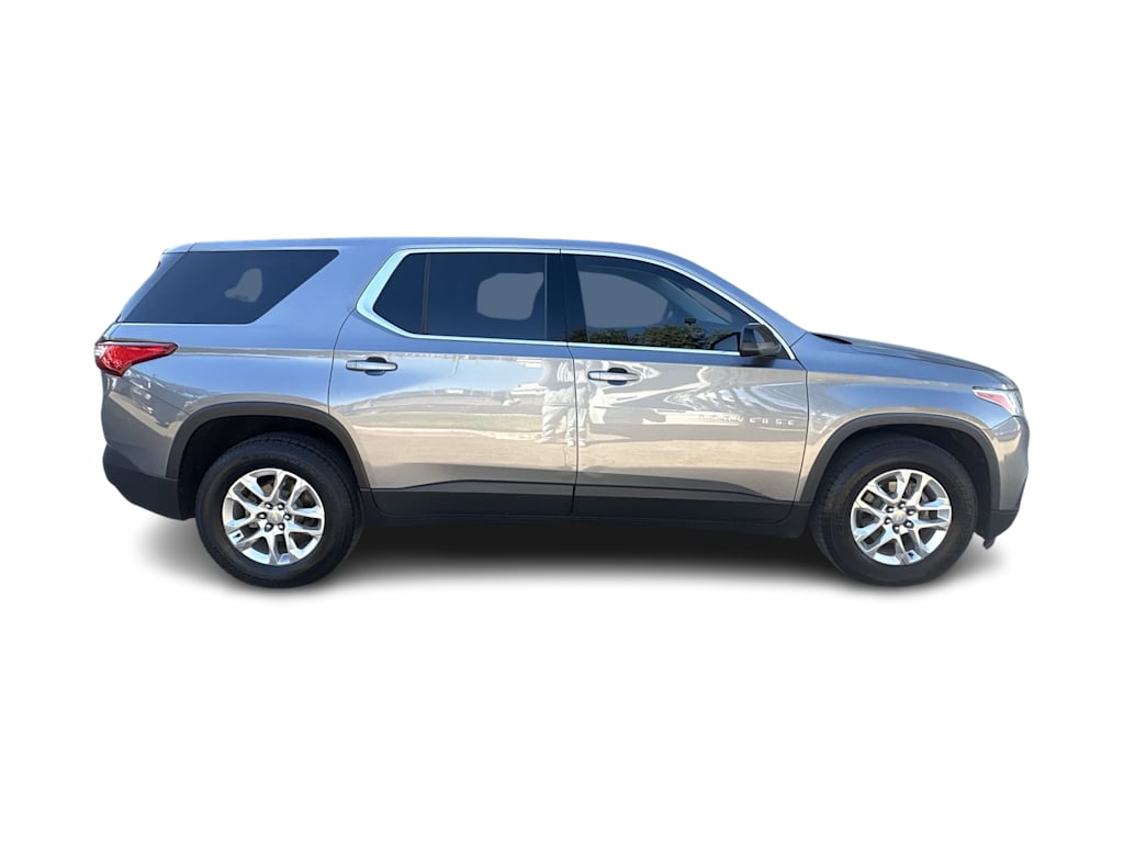 Thumbnail: 2021 Chevrolet Traverse - 22