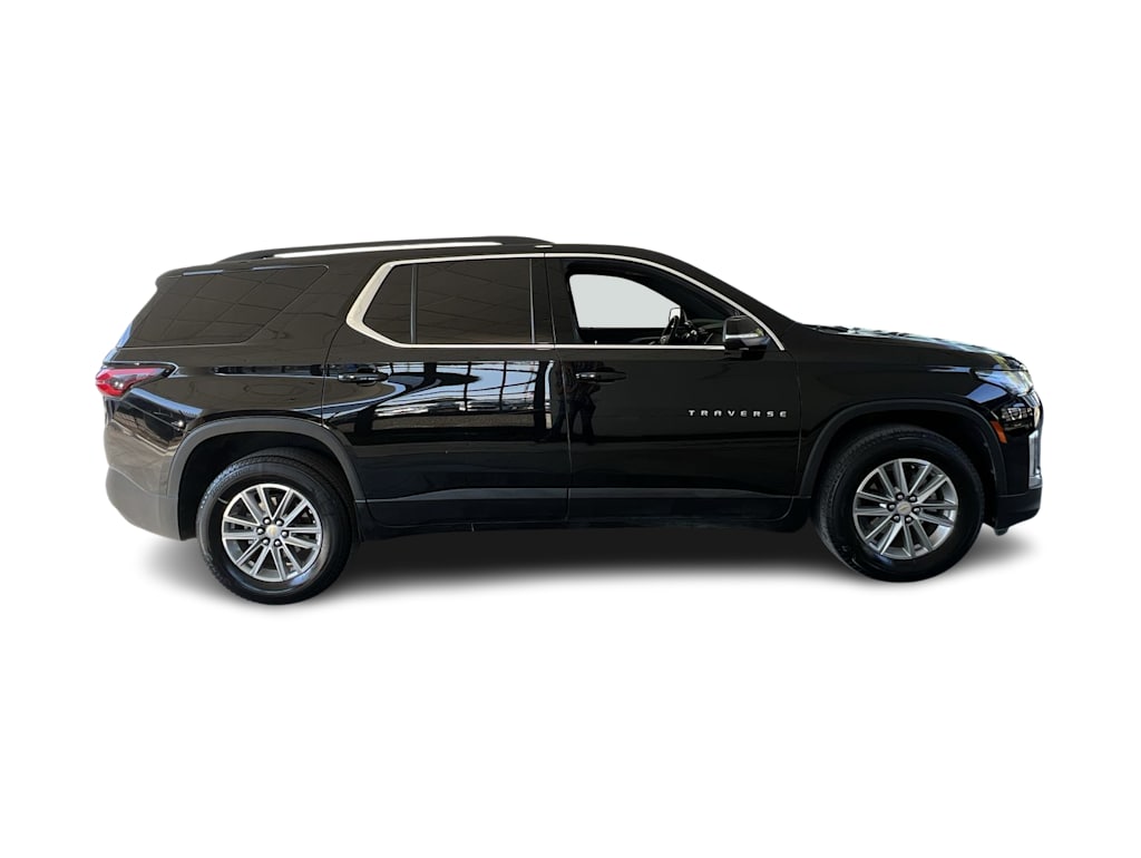 Thumbnail: 2023 Chevrolet Traverse - 30