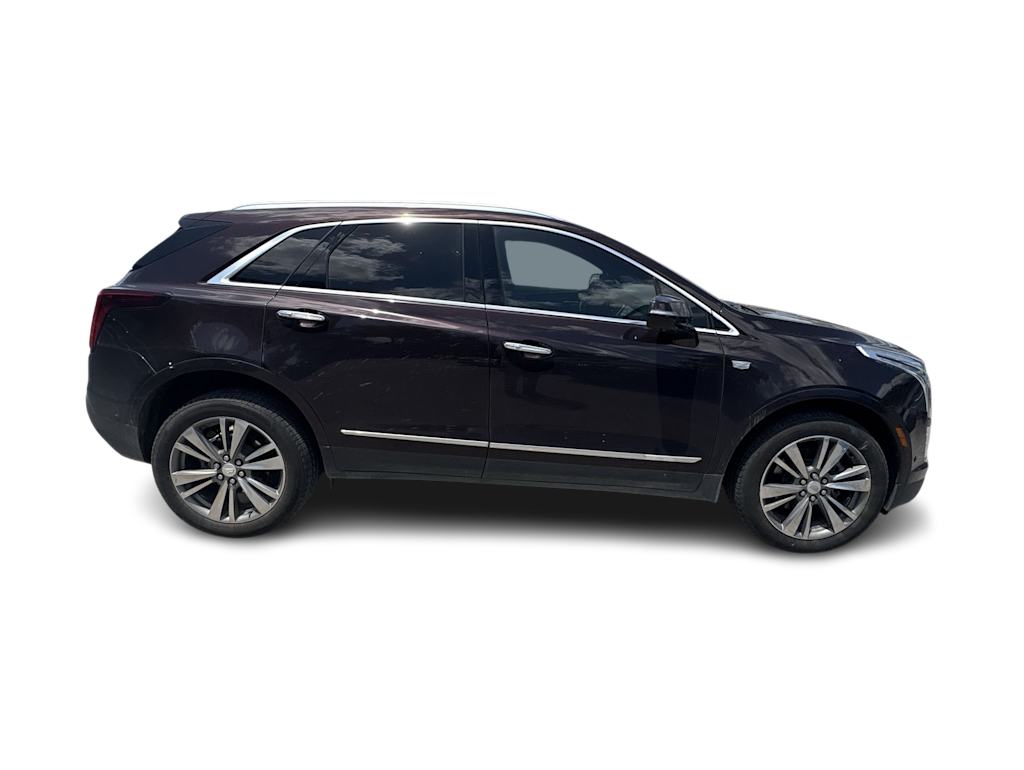 Thumbnail: 2021 Cadillac XT5 - 16