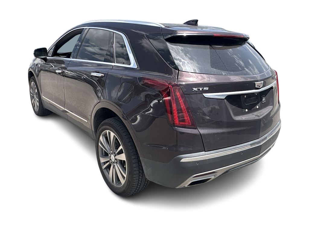 Thumbnail: 2021 Cadillac XT5 - 4