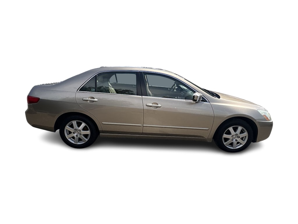 Thumbnail: 2005 Honda Accord - 17
