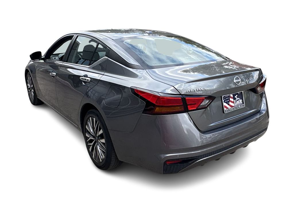 Thumbnail: 2023 Nissan Altima - 4