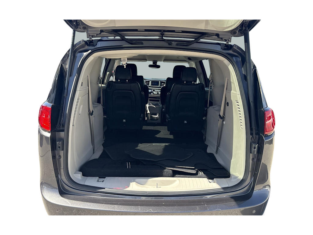 Thumbnail: 2019 Chrysler Pacifica - 17