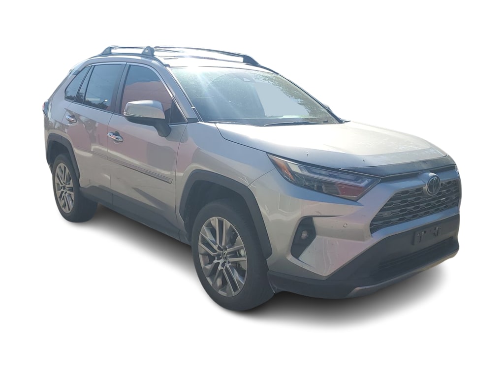 Thumbnail: 2022 Toyota RAV4 - 17