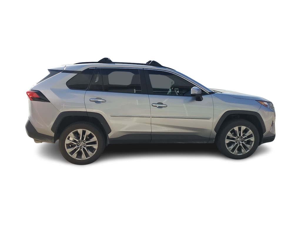 Thumbnail: 2022 Toyota RAV4 - 16